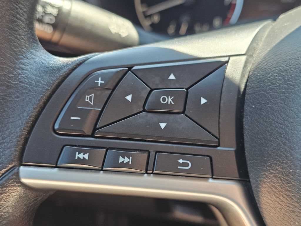 Used 2023 Nissan Altima 2.5 SV AWD/4WD image 22