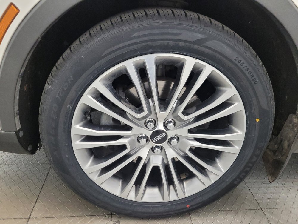 Used 2016 Lincoln MKX Reserve w/ Technology Package AWD/4WD image 31