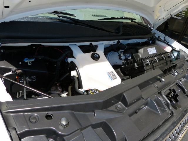 Used 2022 Chevrolet Express 2500 w/ Driver Convenience Package image 11