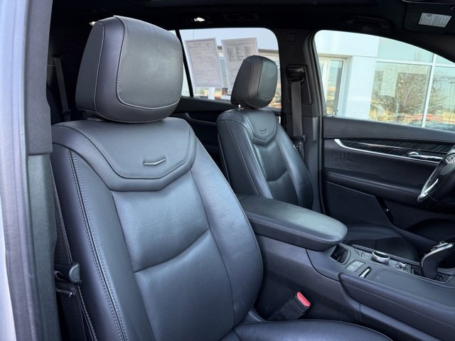 Used 2020 Cadillac XT6 Premium Luxury image 26