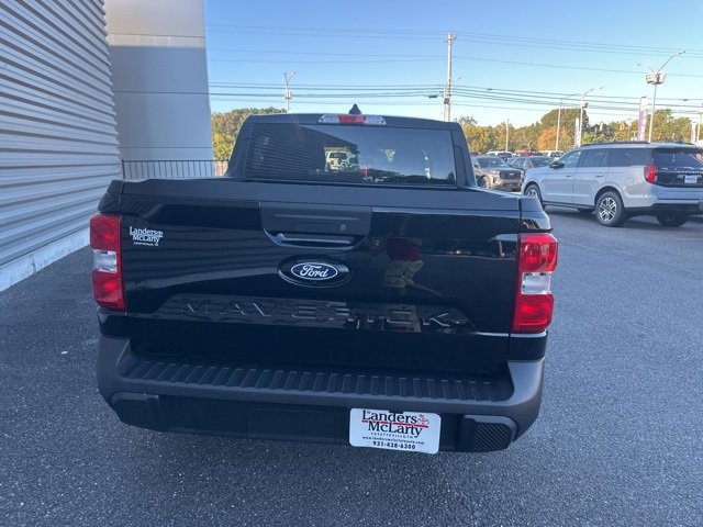 New 2025 Ford Maverick XL image 4