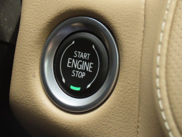 Used 2022 Chevrolet Tahoe Premier AWD/4WD image 29