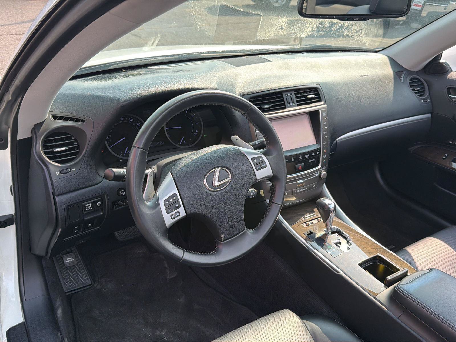Used 2014 Lexus IS 250C w/ Luxury Package RWD image 10