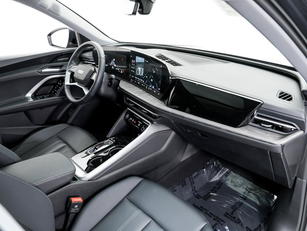 Certified 2025 Audi Q5 Premium Plus w/ Premium Plus AWD/4WD image 20