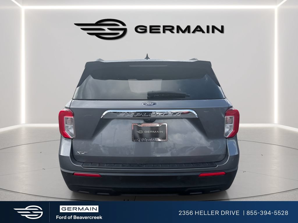 Used 2023 Ford Explorer XLT RWD image 7