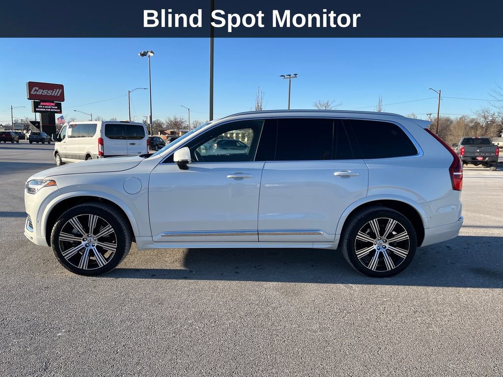 Used 2025 Volvo XC90 T8 Ultra w/ Protection Package Premier image 2