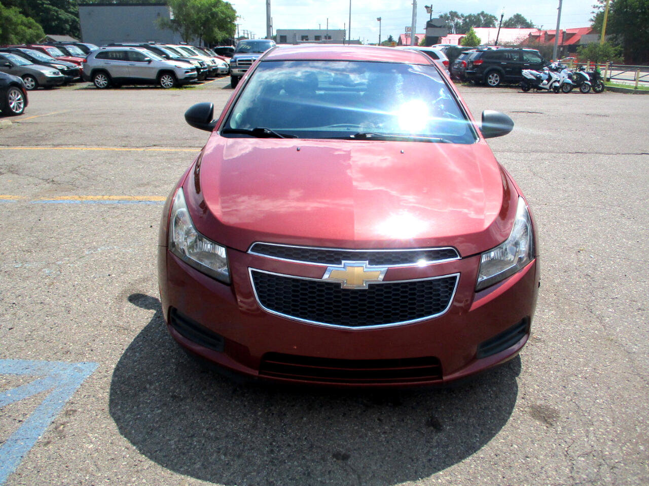 Used 2012 Chevrolet Cruze LS w/ Connectivity Package FWD image 3