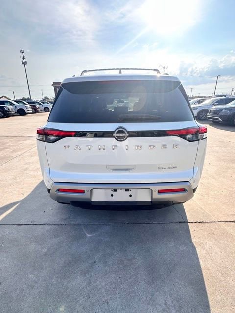 Certified 2022 Nissan Pathfinder SL AWD/4WD image 8