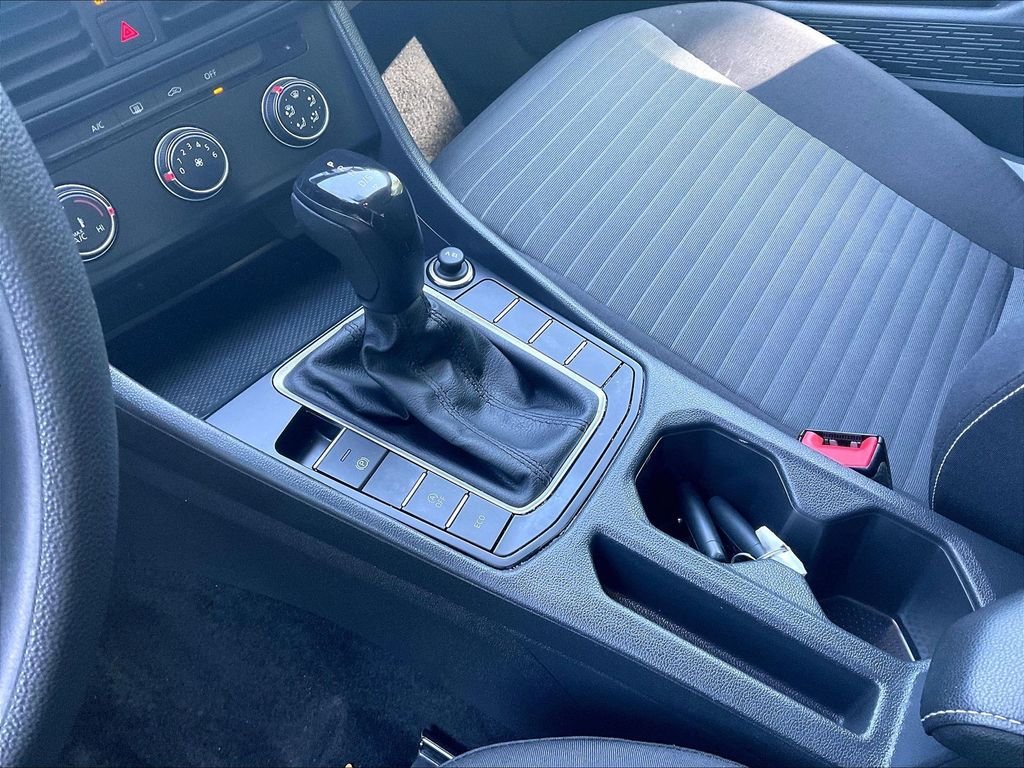 Certified 2023 Volkswagen Jetta S FWD image 20