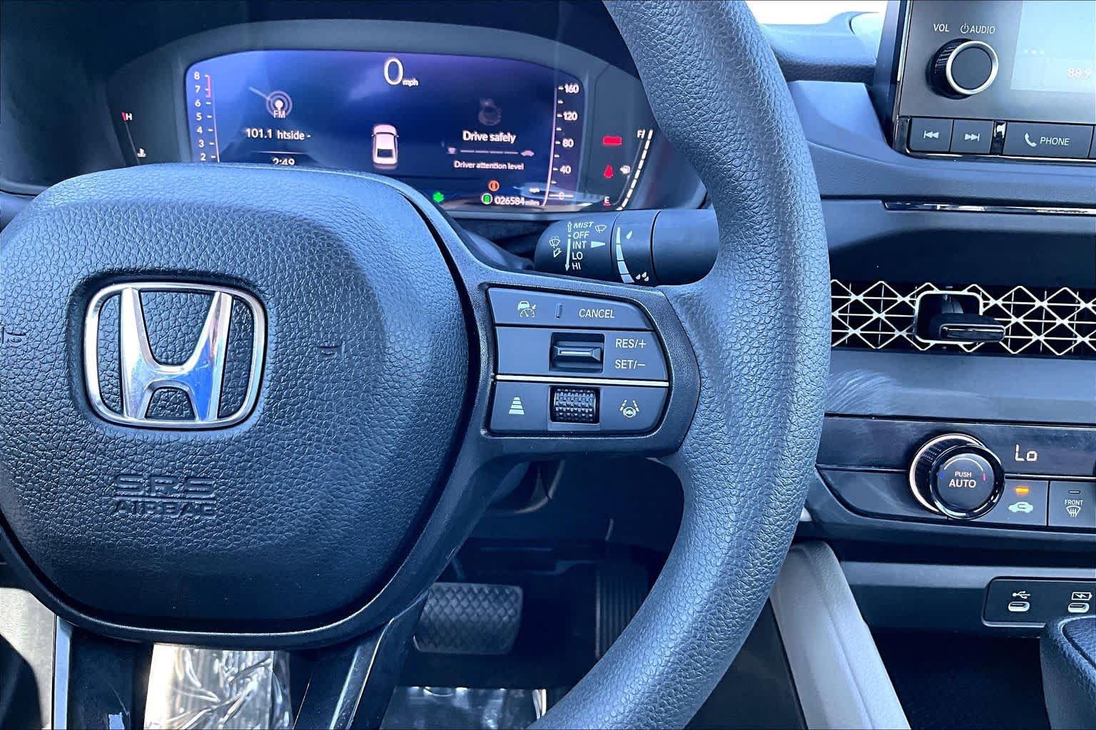 Used 2023 Honda Accord LX image 25