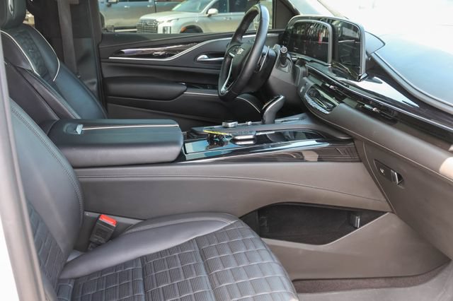 Used 2023 Cadillac Escalade V w/ LPO, ONYX Package AWD/4WD image 23