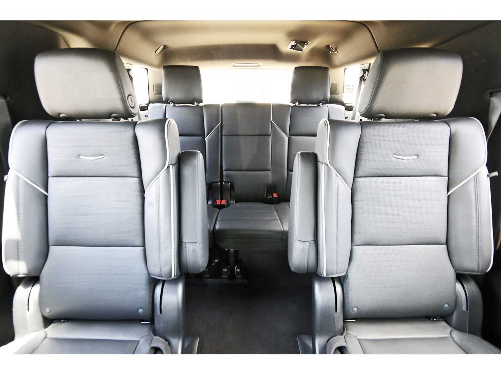 Used 2023 Cadillac Escalade ESV Premium Luxury AWD/4WD image 11