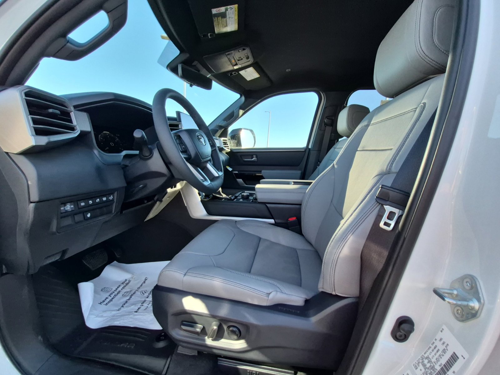New 2026 Toyota Tundra Limited w/ Limited PVM Package AWD/4WD image 18