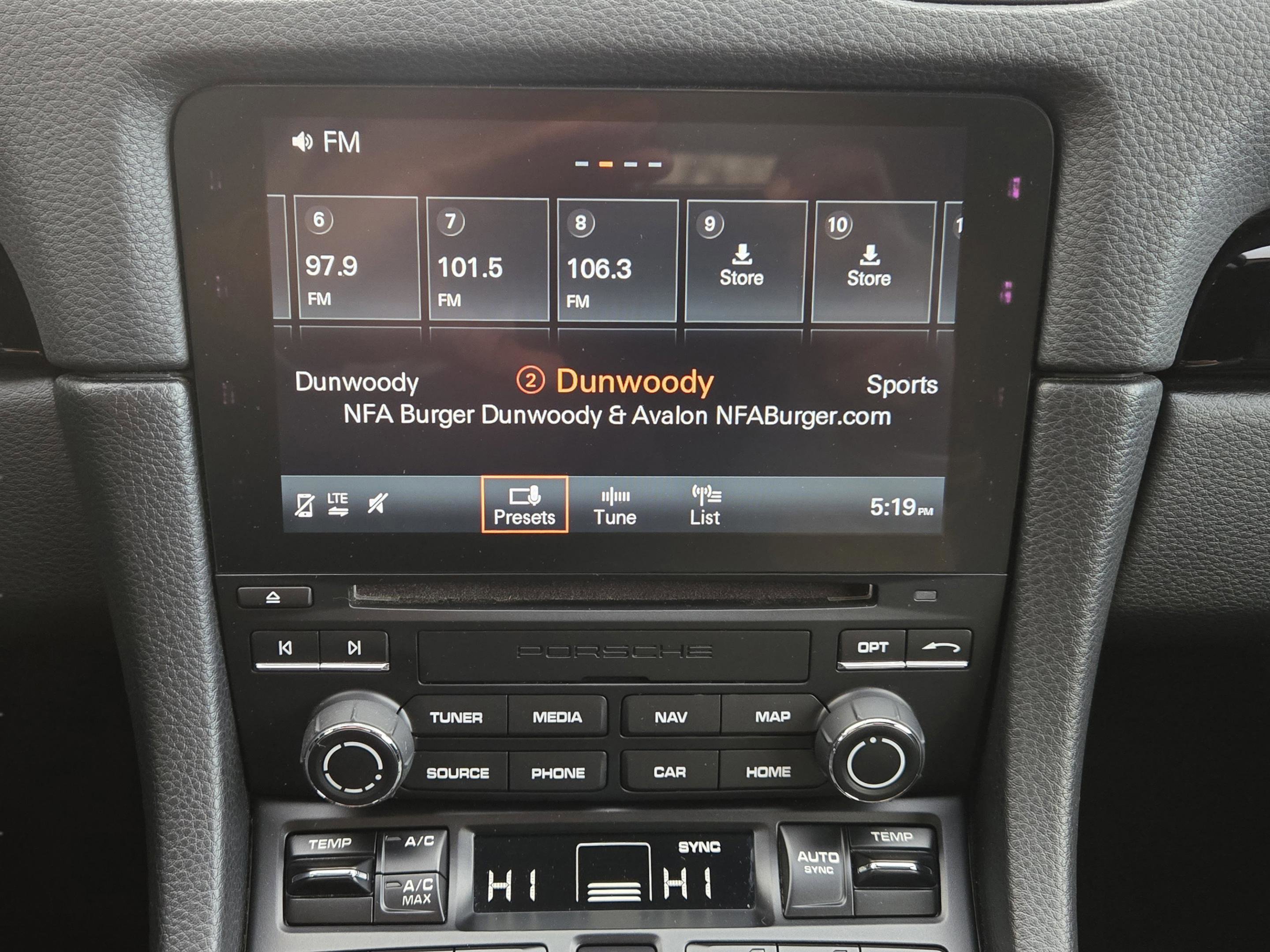 Used 2022 Porsche 718 Boxster image 17