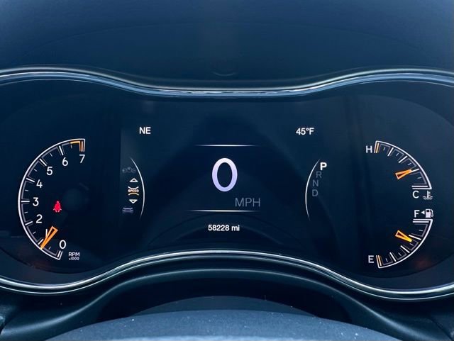 Used 2021 Jeep Grand Cherokee Limited image 19