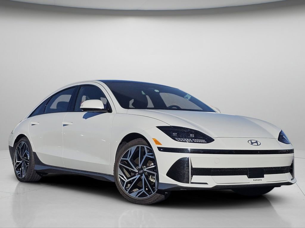 Used 2023 Hyundai Ioniq 6 Limited image 2