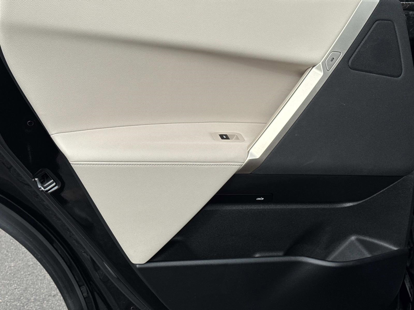 Certified 2023 BMW iX xDrive50 w/ BMW I Signature Blue Package image 11