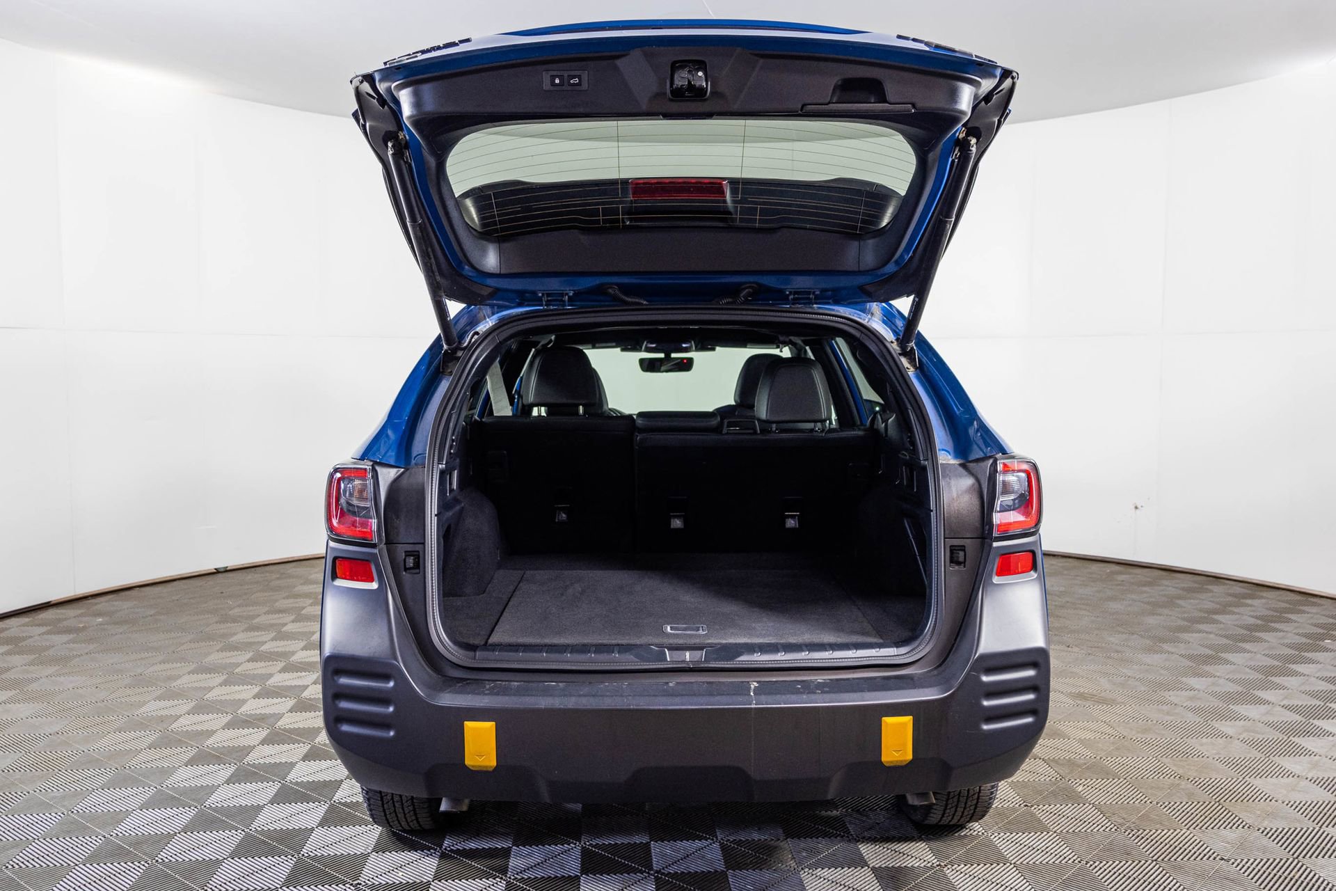 Used 2024 Subaru Outback Wilderness AWD/4WD image 41