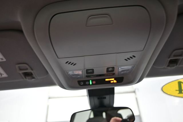 Used 2024 Chevrolet Equinox LT AWD/4WD image 12