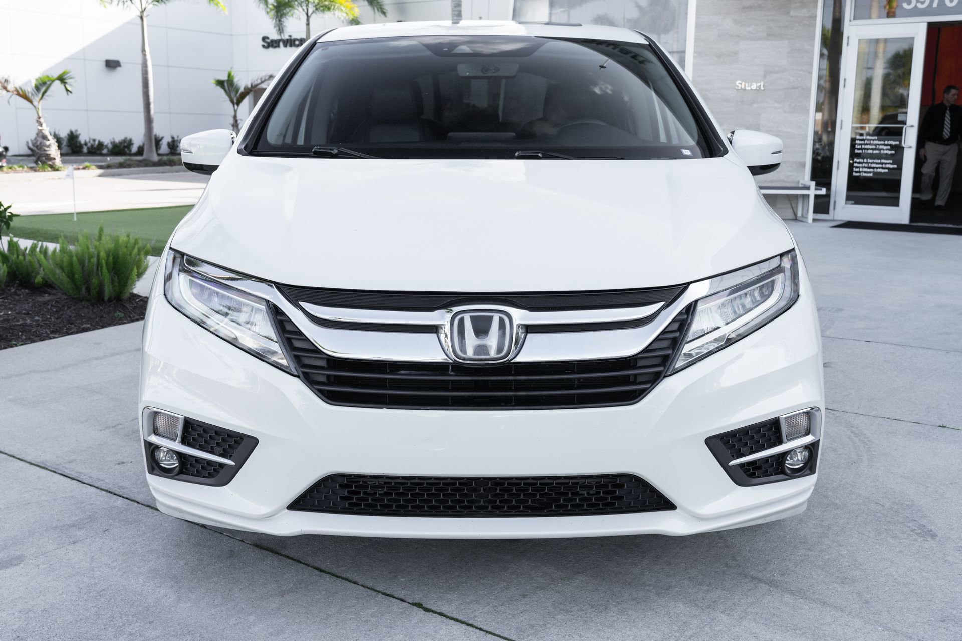 Used 2019 Honda Odyssey Elite image 4