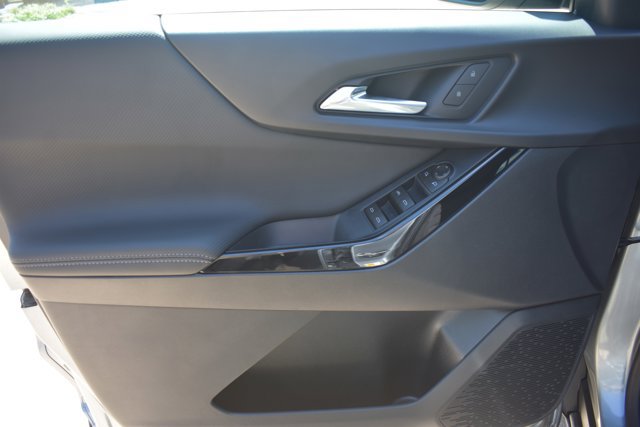 New 2026 Chevrolet Equinox LT FWD image 11