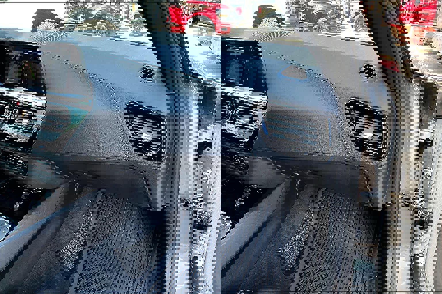 Used 2024 BMW Z4 sDrive30i w/ Shadowloine Package image 19