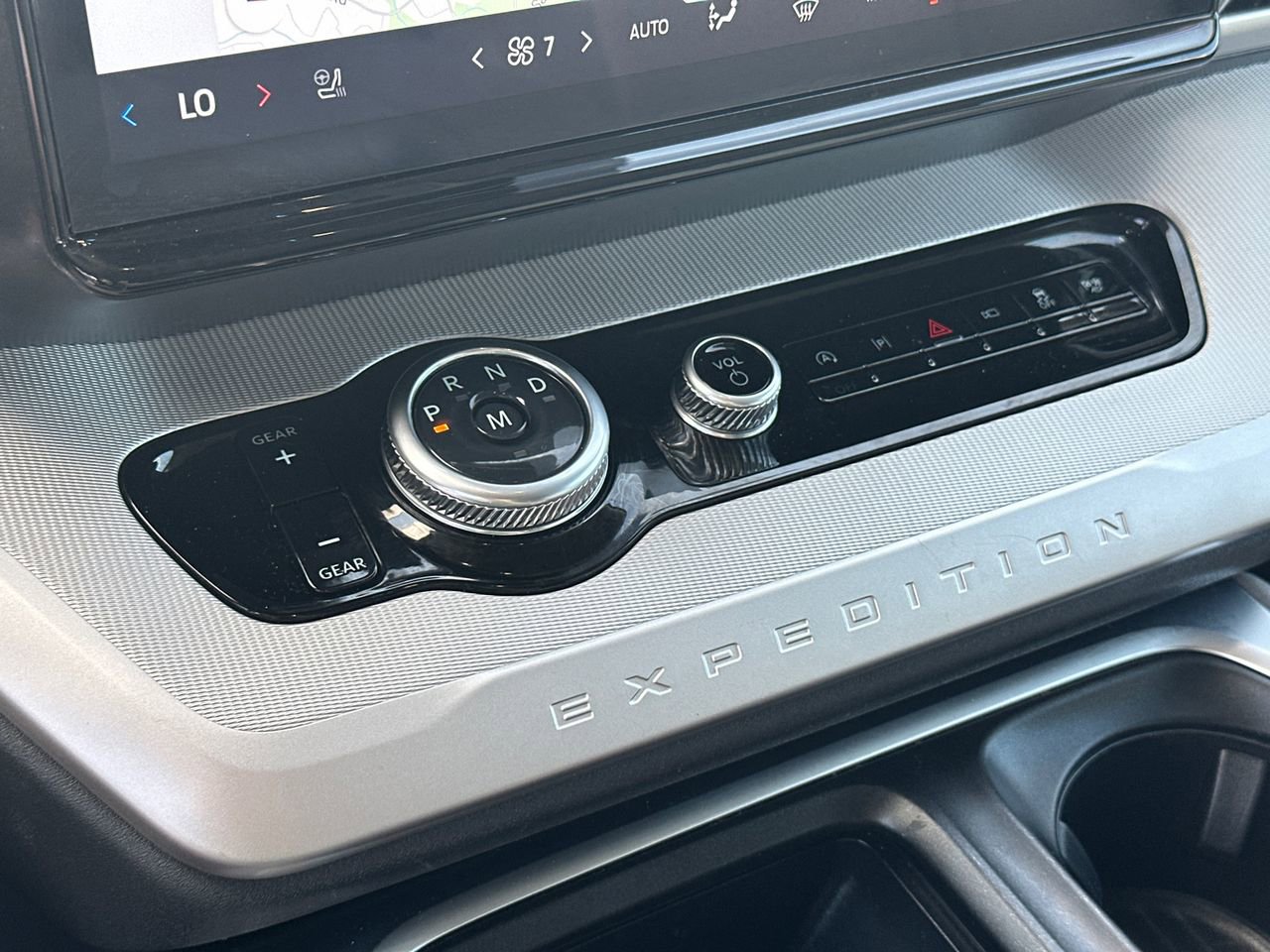 Certified 2025 Ford Expedition Max Active RWD image 33