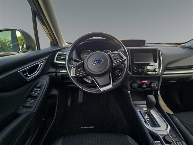 Used 2022 Subaru Forester Premium image 16