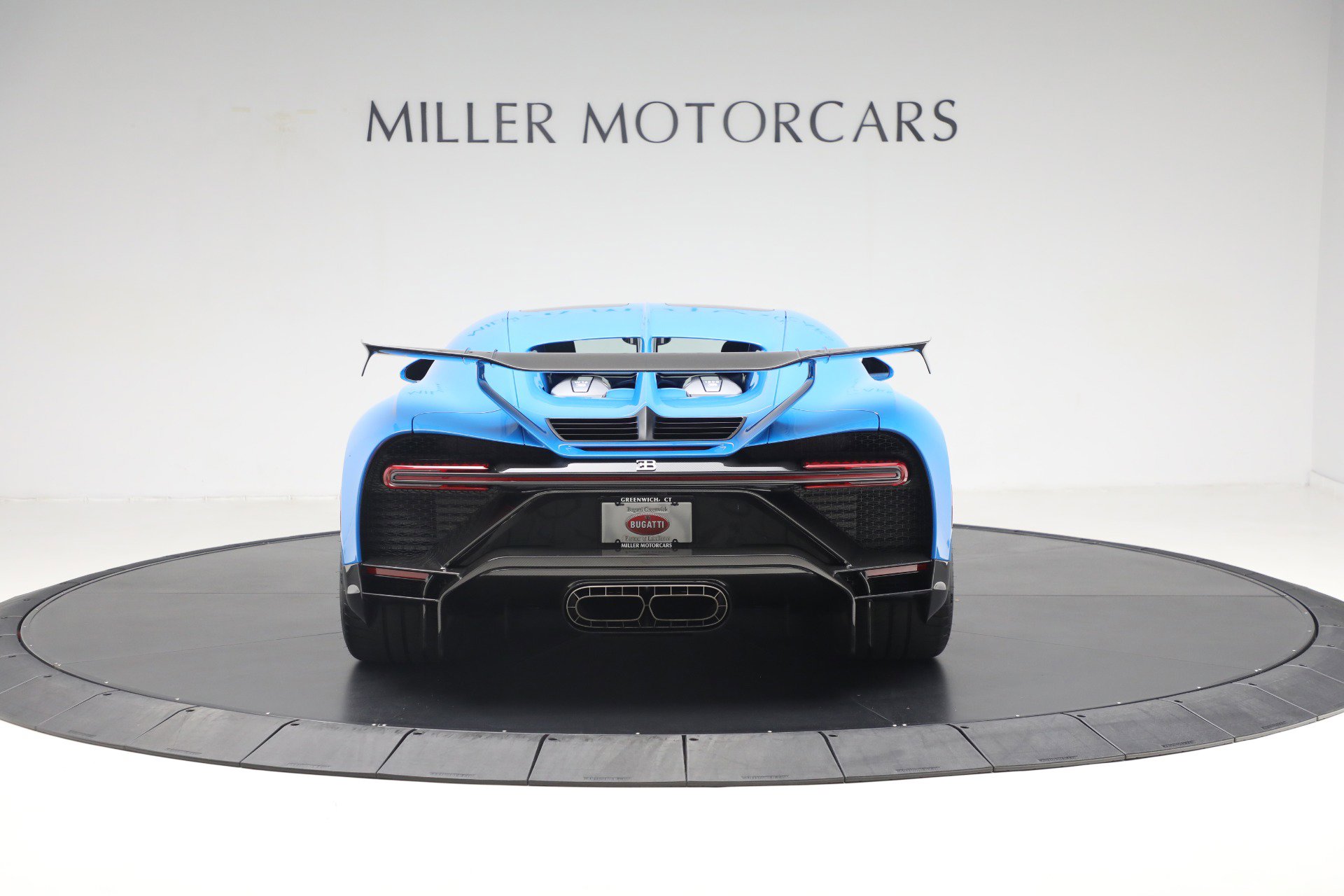 Used 2021 Bugatti Chiron Pur Sport image 6