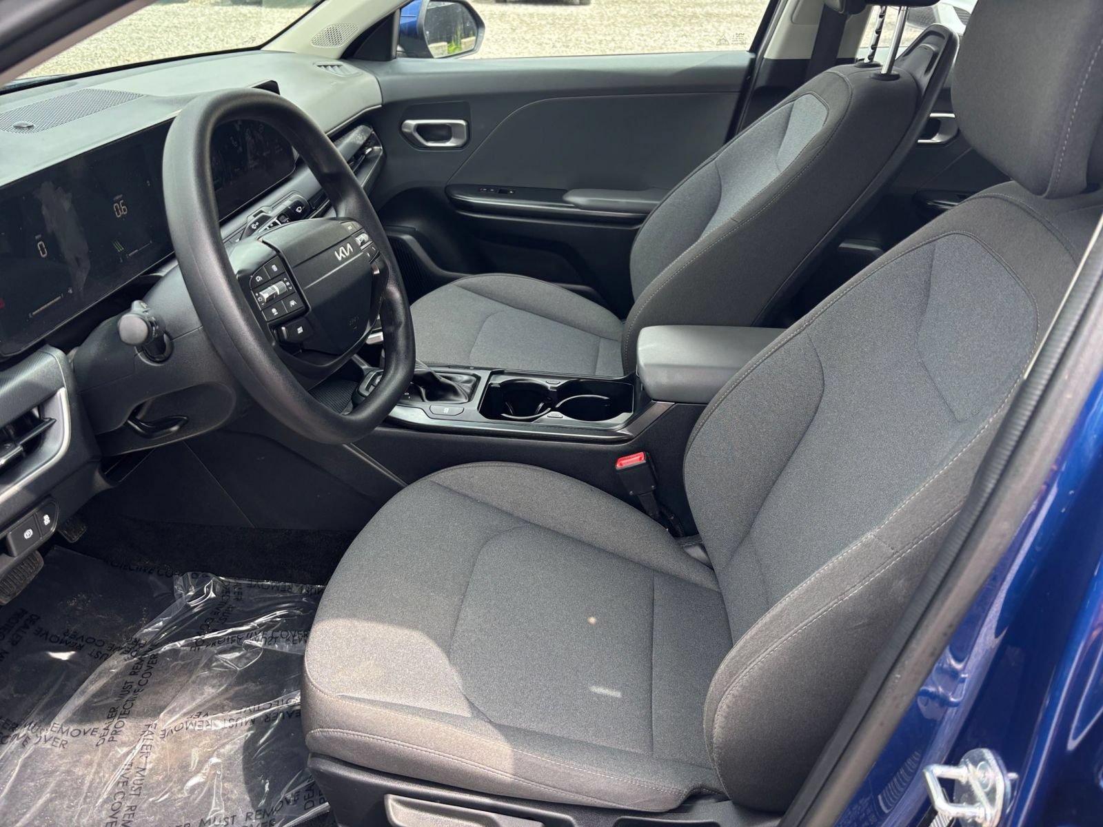 Used 2025 Kia K4 FWD image 27
