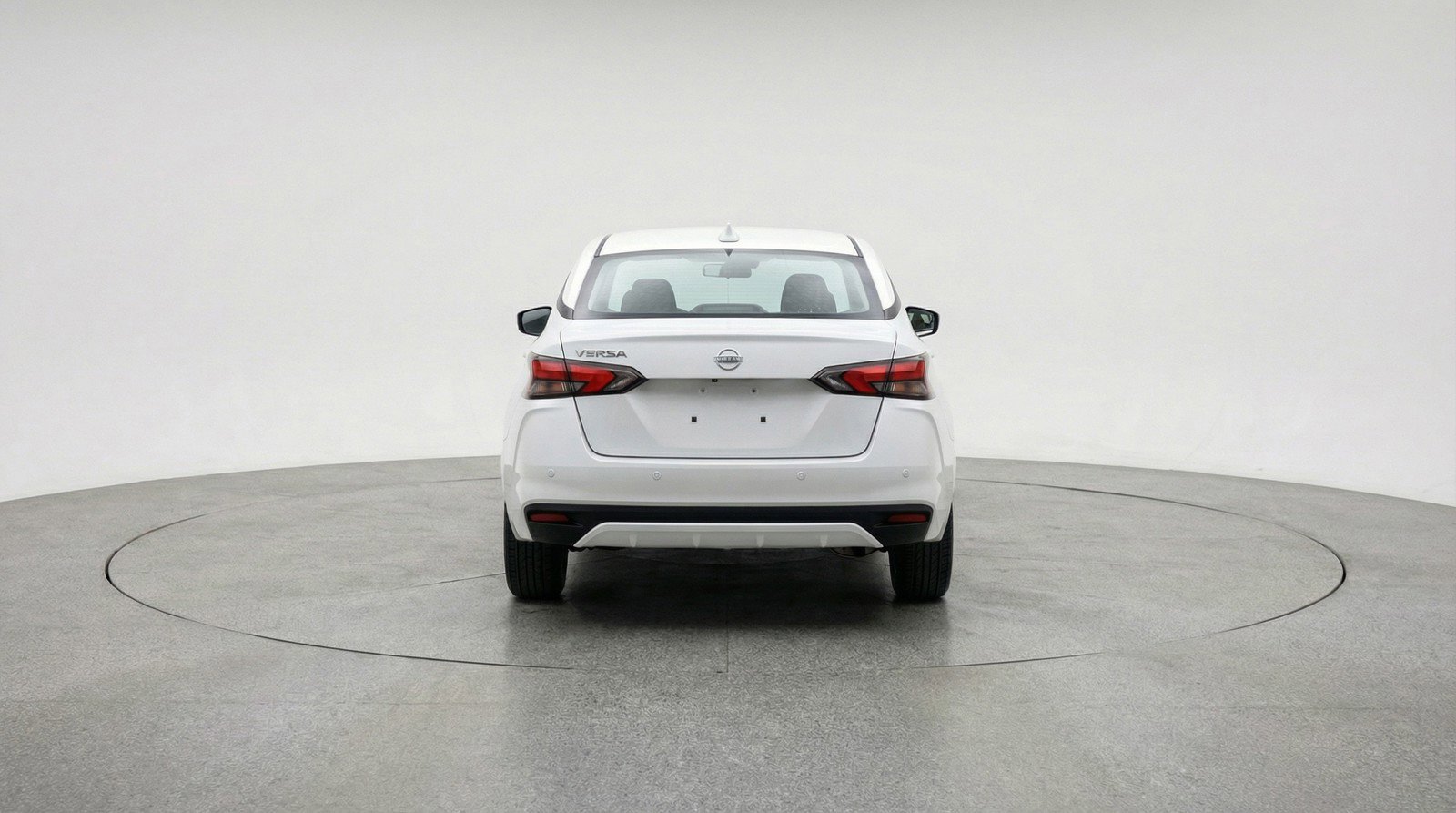 Used 2025 Nissan Versa SV image 7