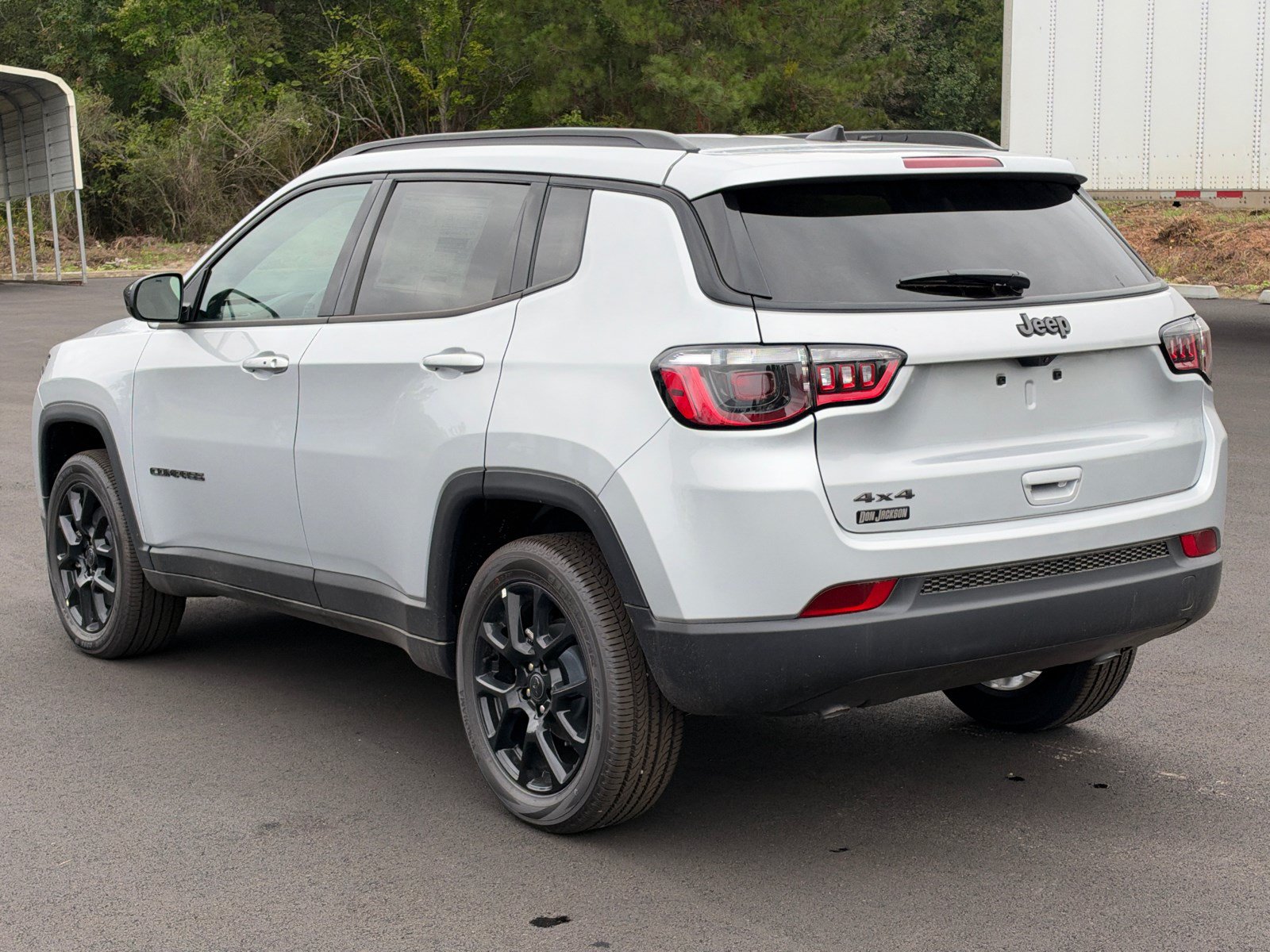 New 2026 Jeep Compass Latitude AWD/4WD image 7