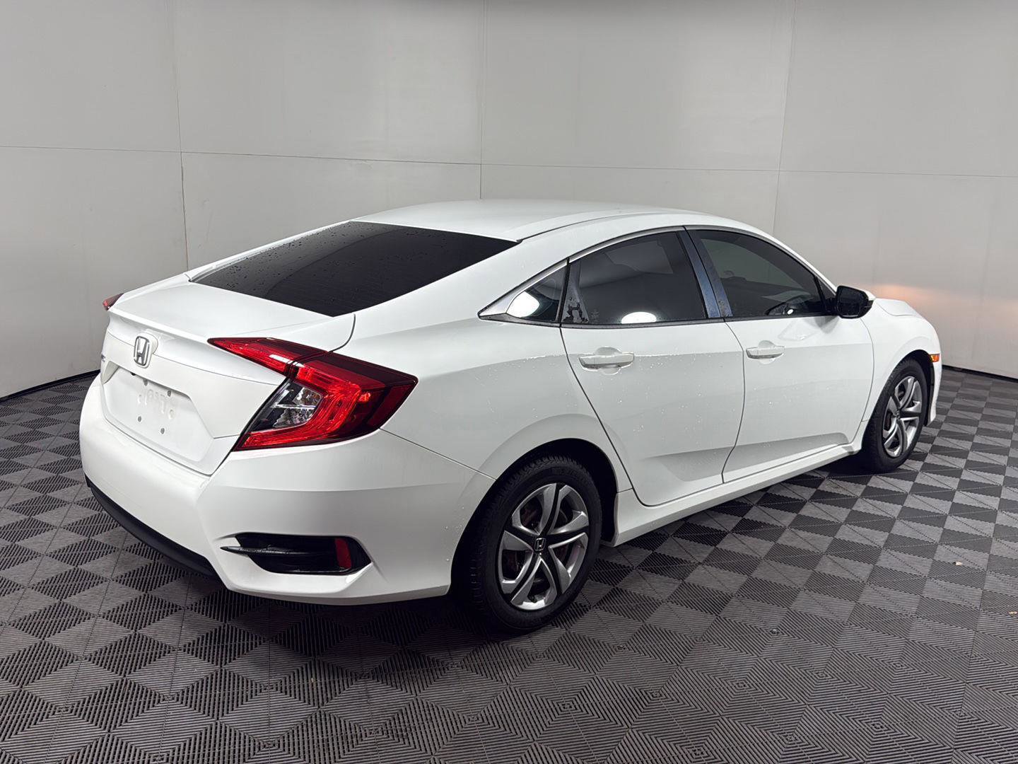 Used 2017 Honda Civic LX image 4