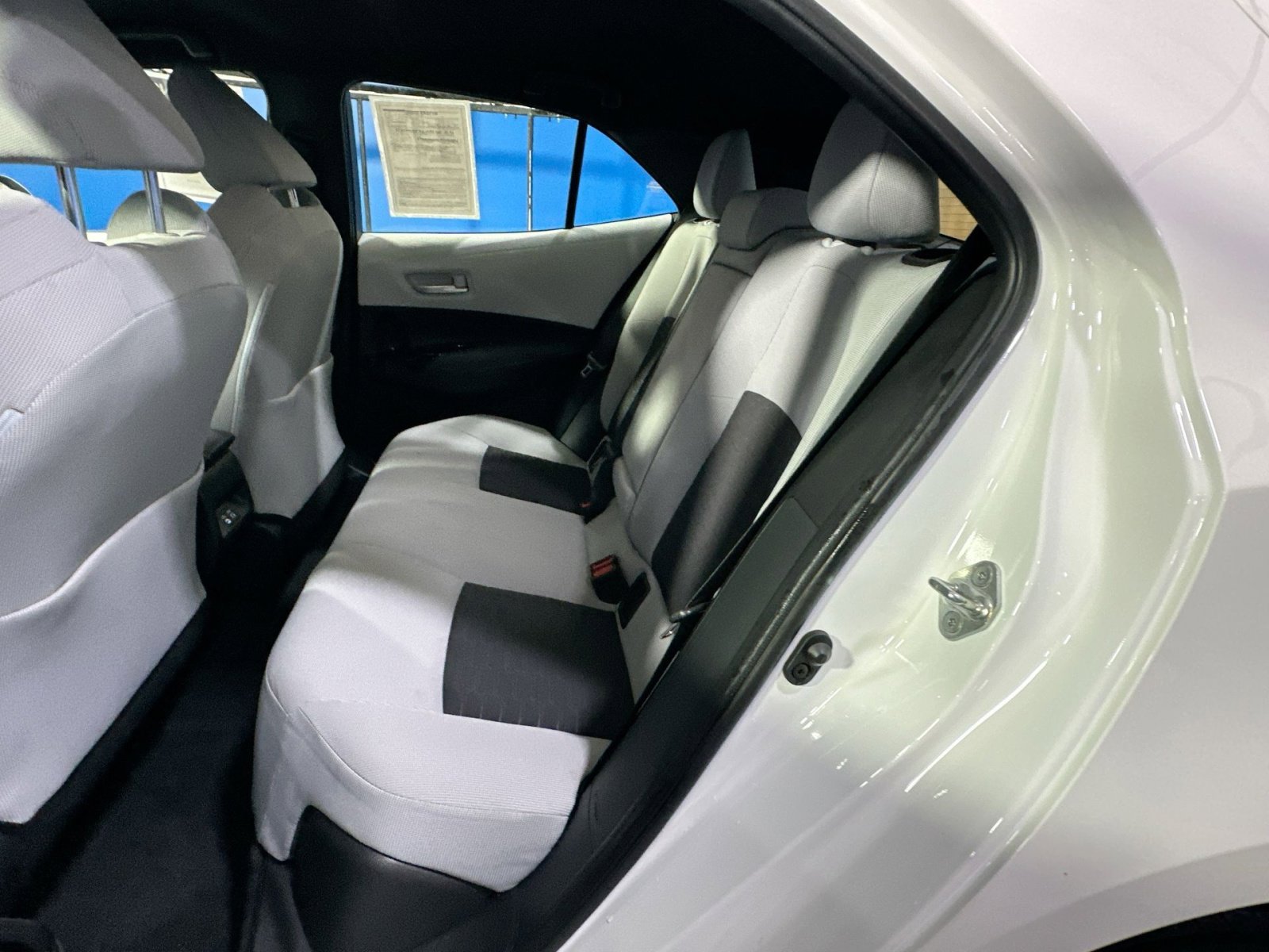 Used 2023 Toyota Corolla SE image 32