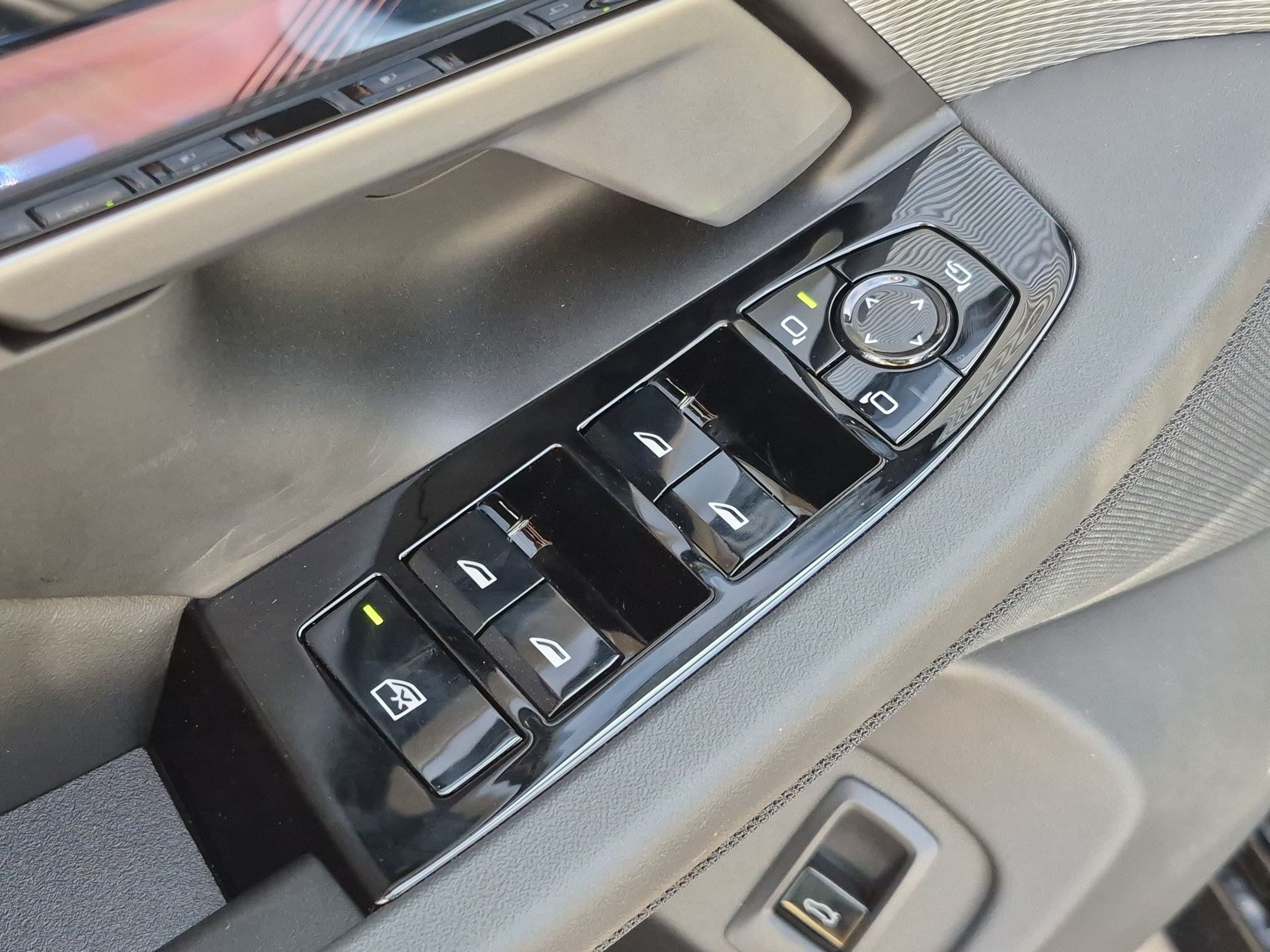 New 2027 BMW 530i w/ M Sport Package RWD image 15
