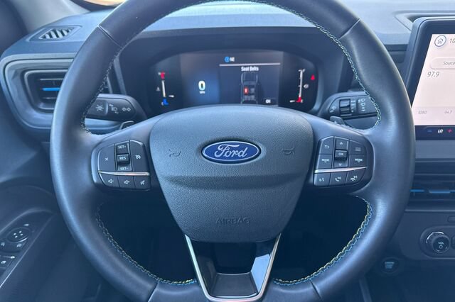 Used 2025 Ford Maverick Lobo AWD/4WD image 22