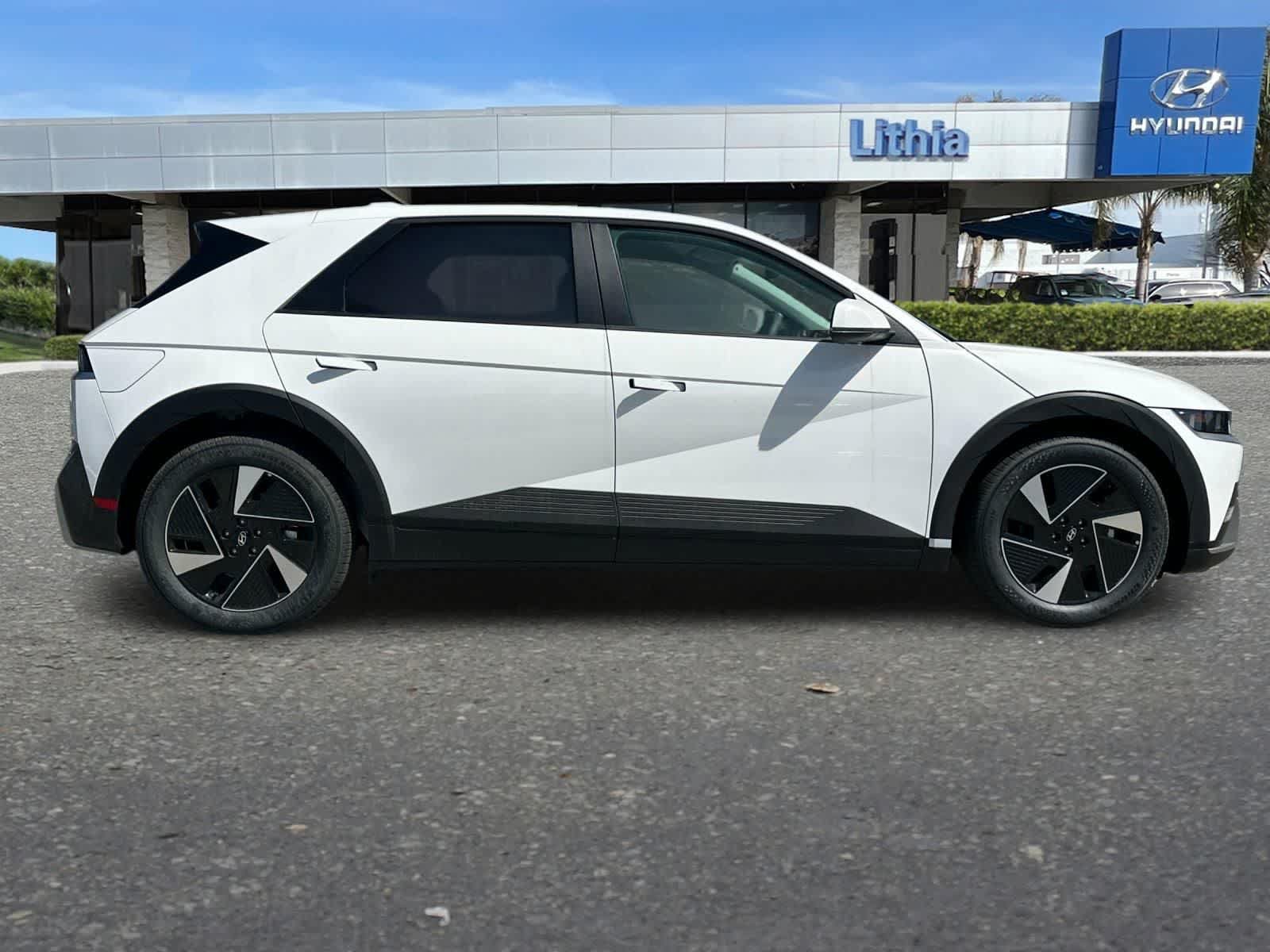 New 2026 Hyundai Ioniq 5 SEL RWD image 8