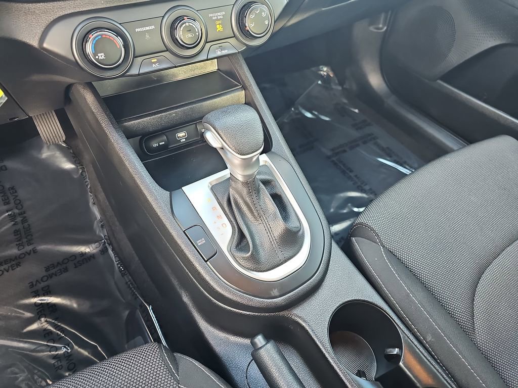 Used 2023 Kia Forte LX image 24