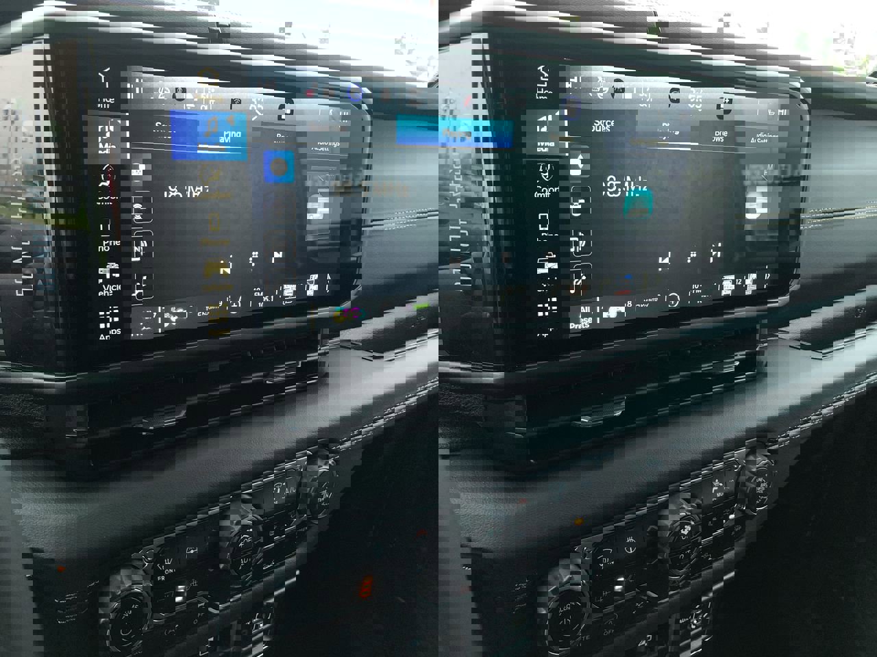 Used 2025 Jeep Gladiator Sport image 27