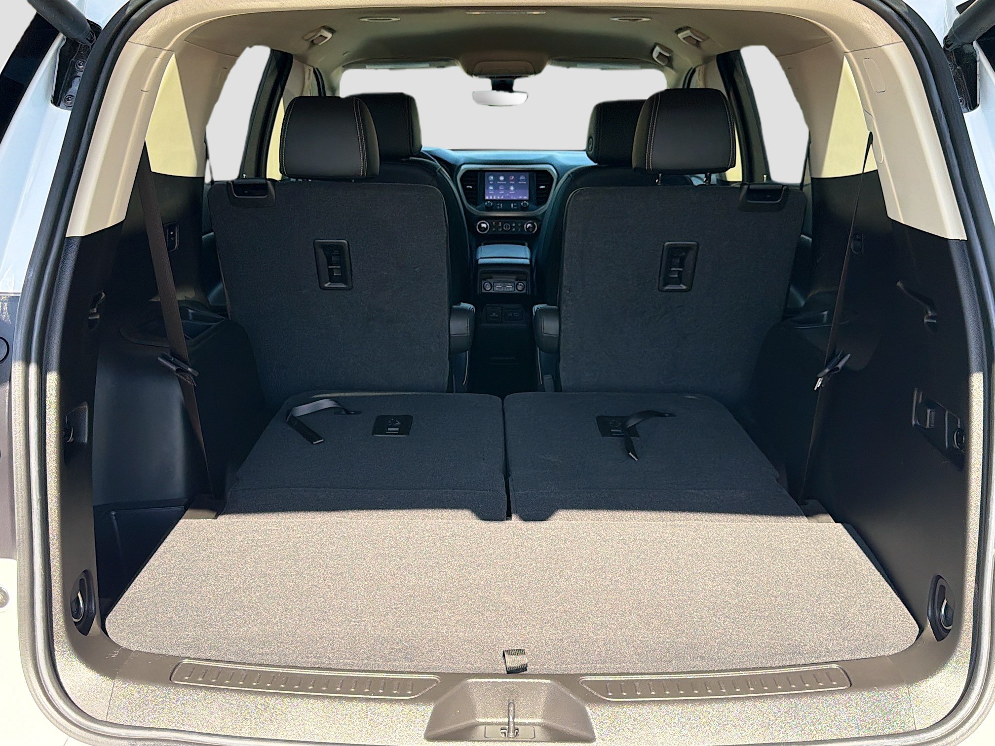 Used 2023 GMC Acadia Denali w/ Denali Technology Package FWD image 27