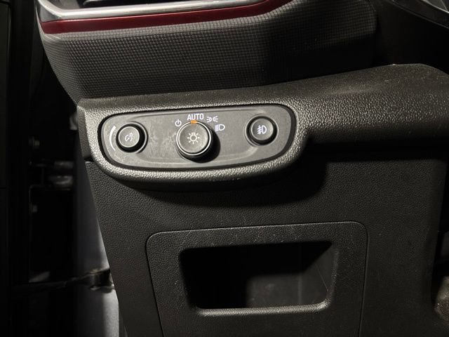 Used 2021 Chevrolet TrailBlazer RS w/ Sun and Liftgate Package FWD image 28