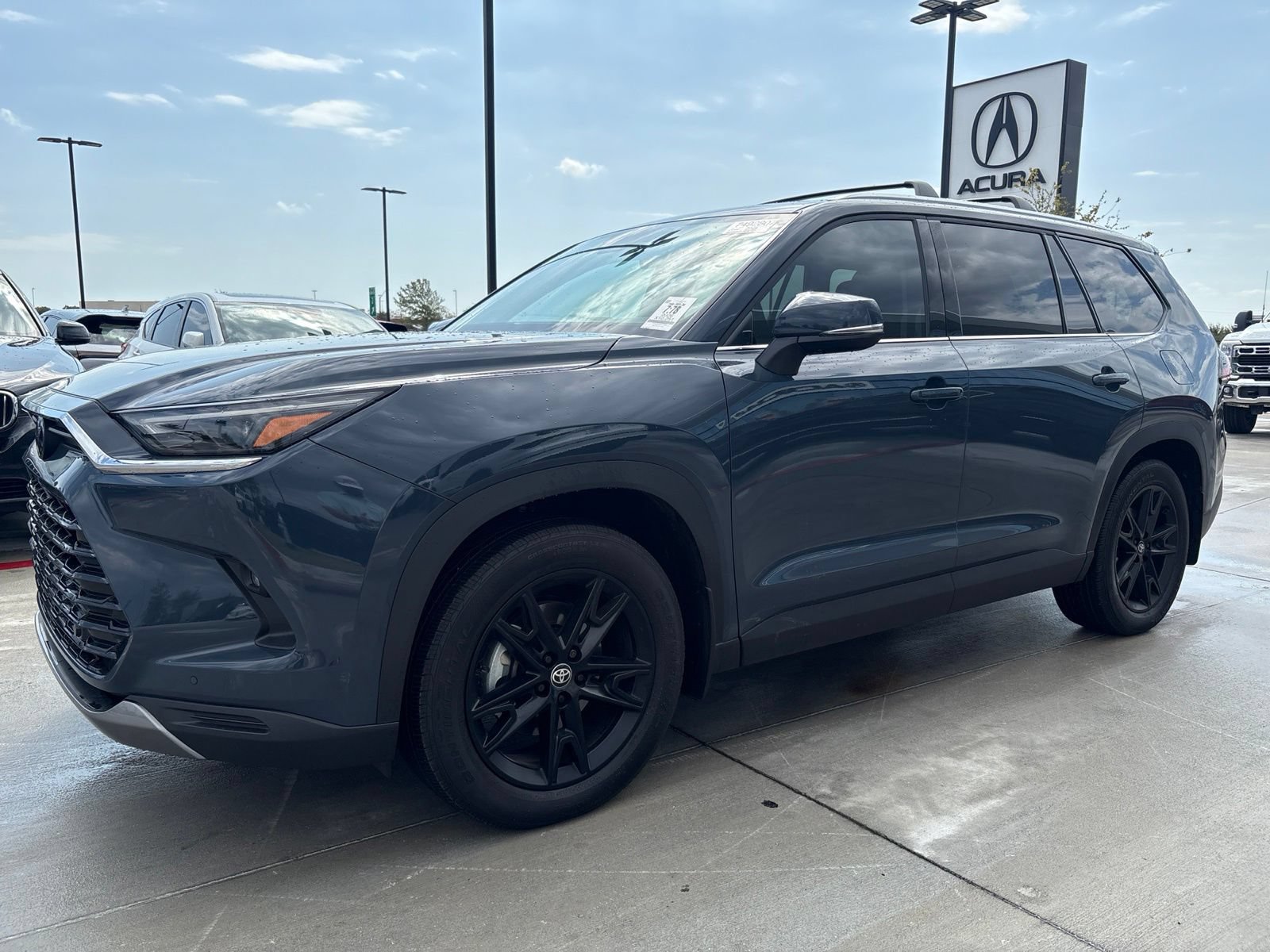 Used 2026 Toyota Grand Highlander AWD image 3
