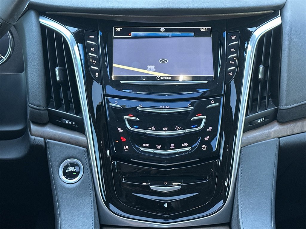 Used 2020 Cadillac Escalade Premium Luxury image 28
