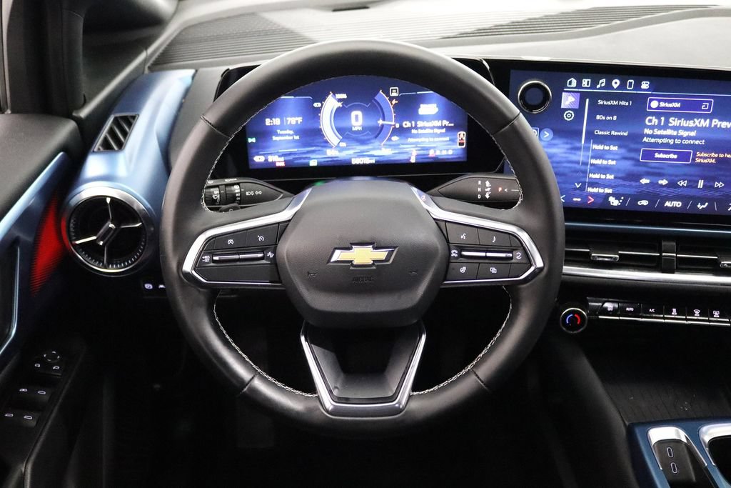 Used 2024 Chevrolet Equinox EV LT FWD image 19