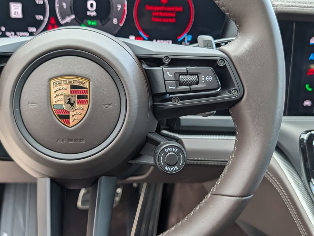 Used 2025 Porsche Panamera 4 image 18