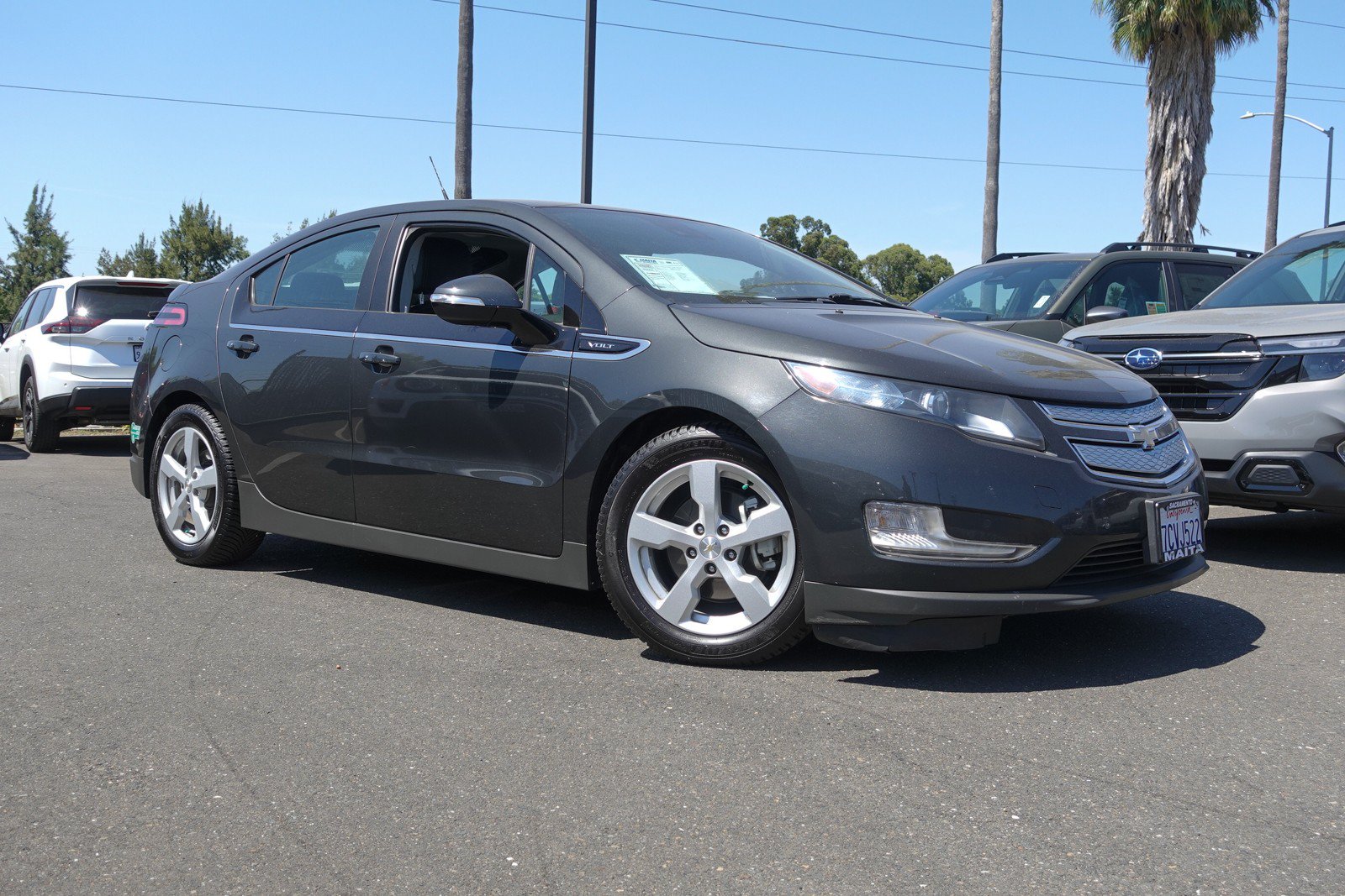 Used 2014 Chevrolet Volt Premium w/ Premium Trim Package FWD image 4