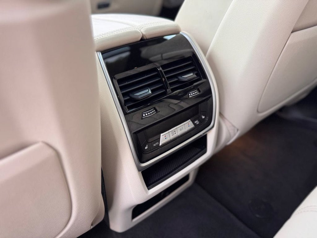 Used 2022 BMW X5 M50i w/ Executive Package AWD/4WD image 24