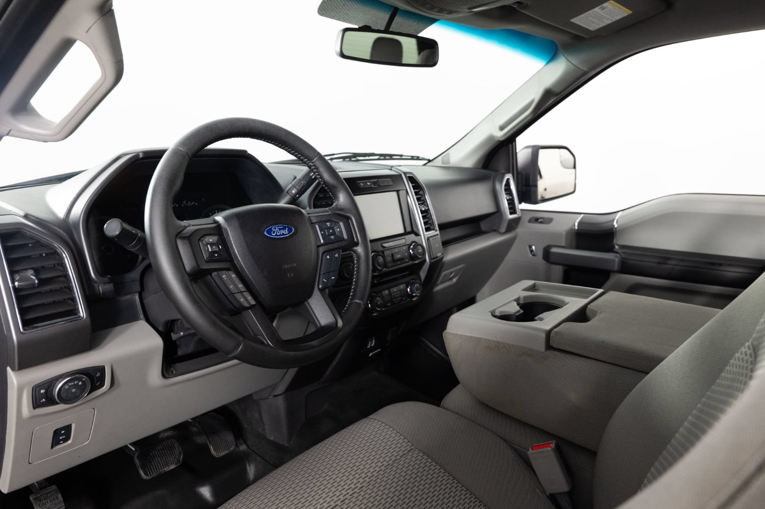 Used 2017 Ford F150 XLT w/ Equipment Group 301A Mid AWD/4WD image 12