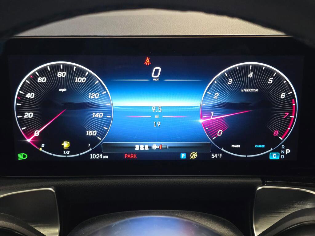 New 2026 Mercedes-Benz GLB 250 4MATIC image 26