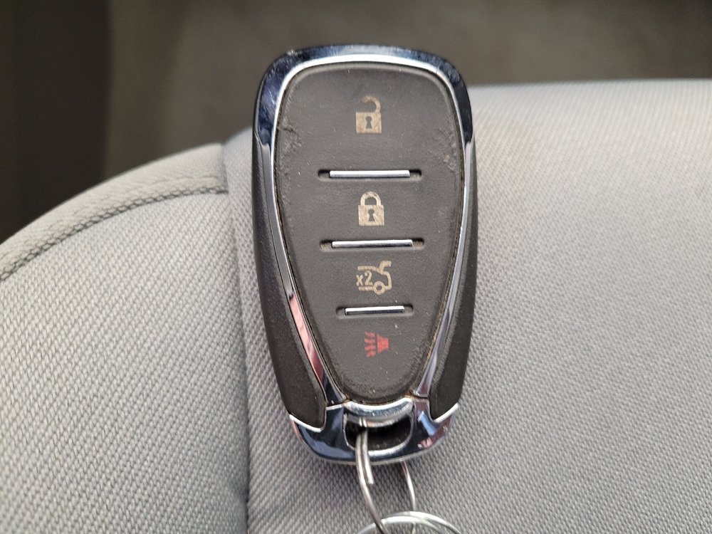 Used 2023 Chevrolet Malibu LS FWD image 32